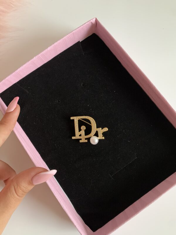 Broche DIOR ✨