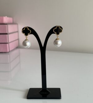Boucle d’oreille Van Cleef perla noir 🖤✨
